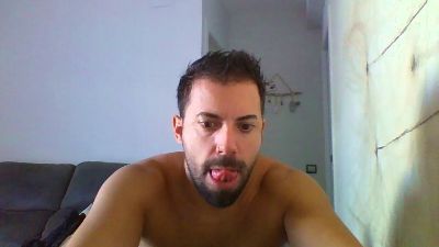 morenito90fun ב-Cam4: תמונות ופרופיל