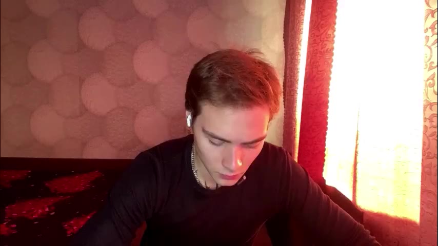 ernesttarlet, modèle webcam LiveJasmin : photos