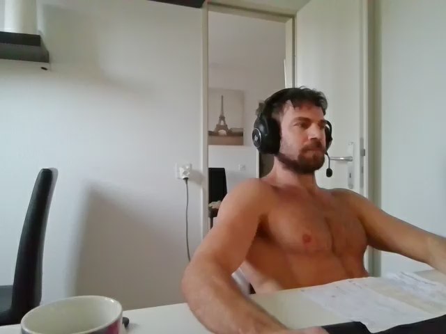 alpha_hunk na Cam4: fotky a profil