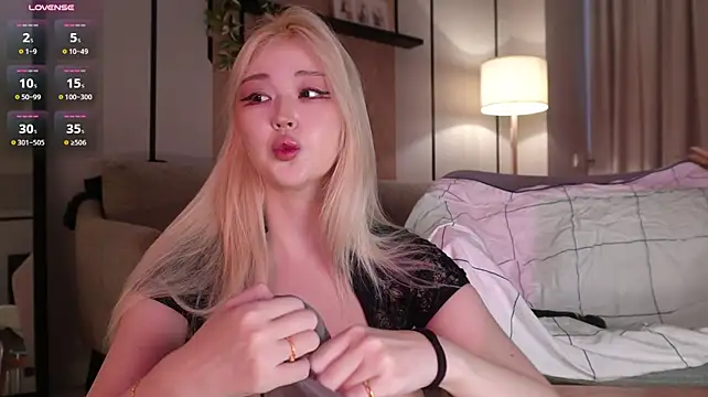 hyun_chia ב-Stripchat: תמונות ופרופיל