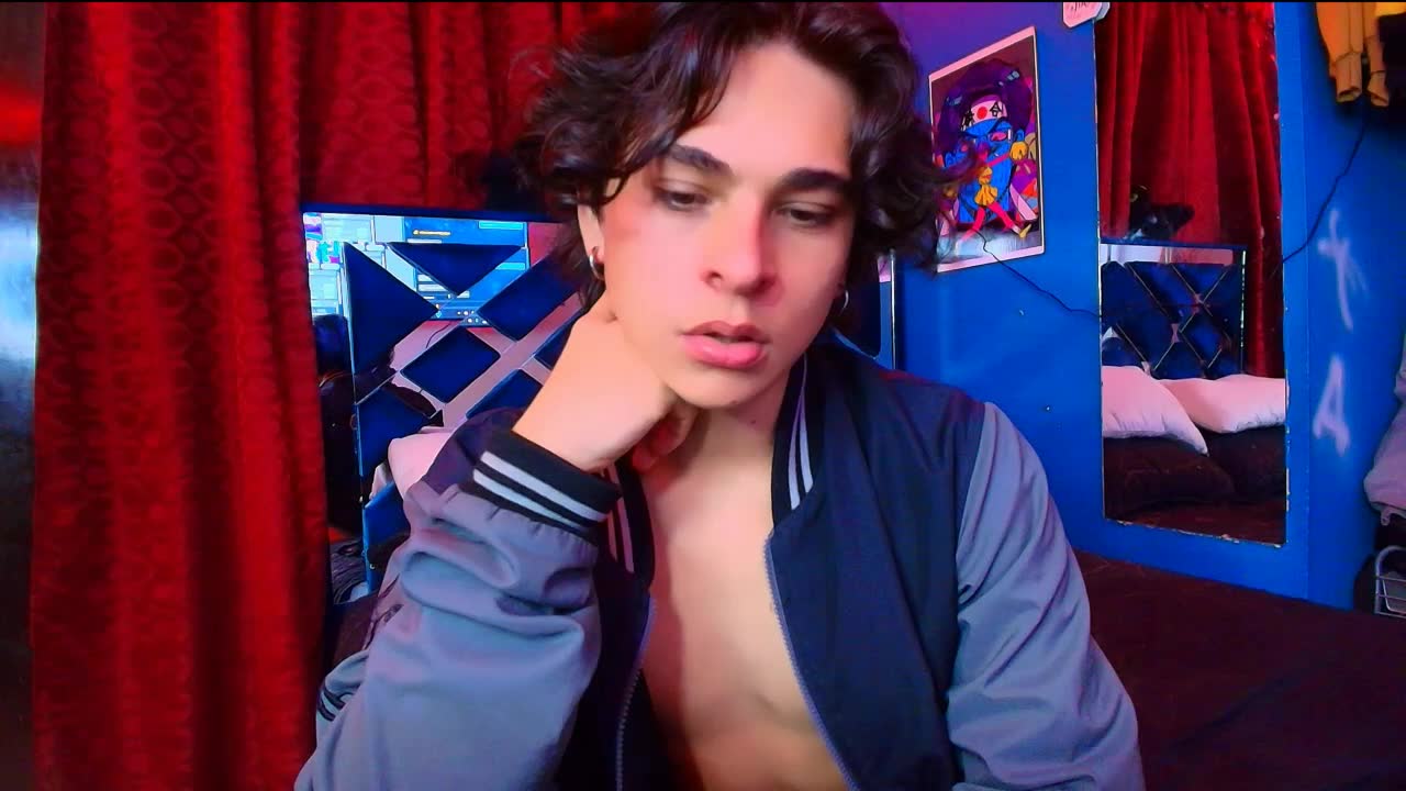 lukehowlandy — XloveCam वेबकैम मॉडल: फ़ोटो