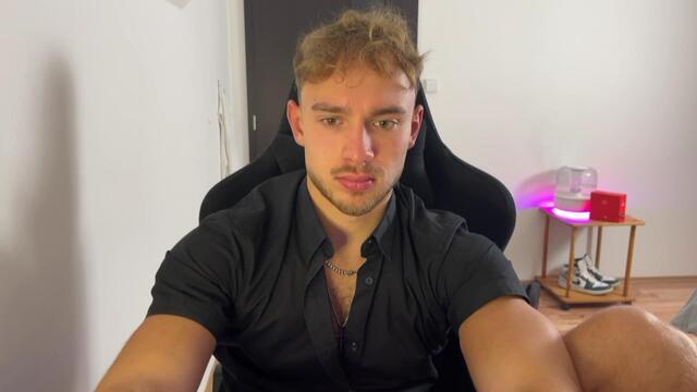 tyler-hartman — Flirt4Free ওয়েবক্যাম মডেল: ছবি