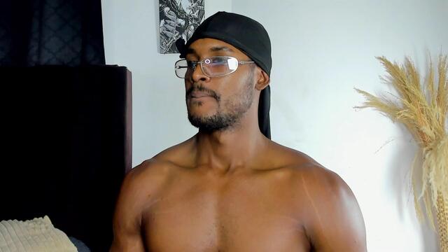 Preview photo of webcam model jhons-black on Flirt4Free