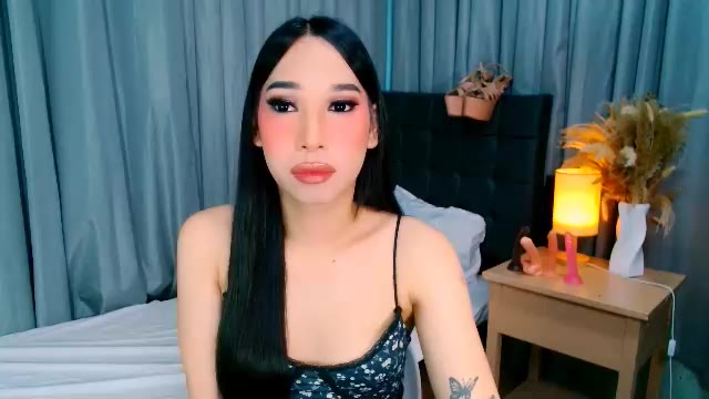 madison_lucks – уебкам модел в Chaturbate: снимки