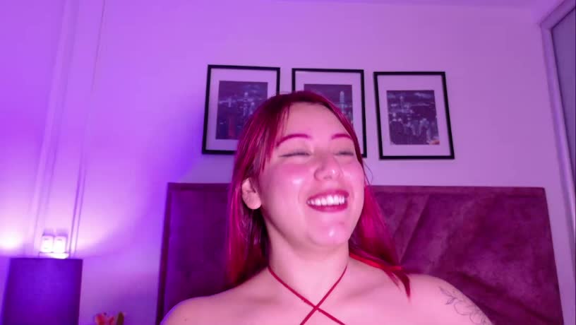 maddymills (XloveCam): foto un profils