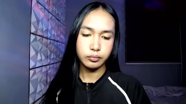 gwen_addison — Chaturbate वेबकैम मॉडल: फ़ोटो