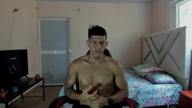 felipe-reyes — Flirt4Free वेबकैम मॉडल: फ़ोटो