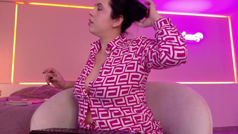 shanellmoore – уебкам модел в BongaCams: снимки