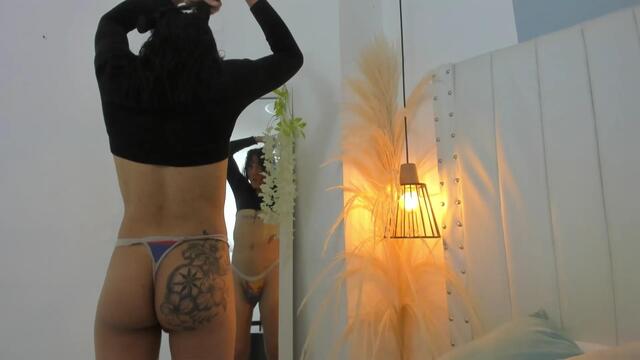 keyla-summer – Webcam-Modell auf Flirt4Free
