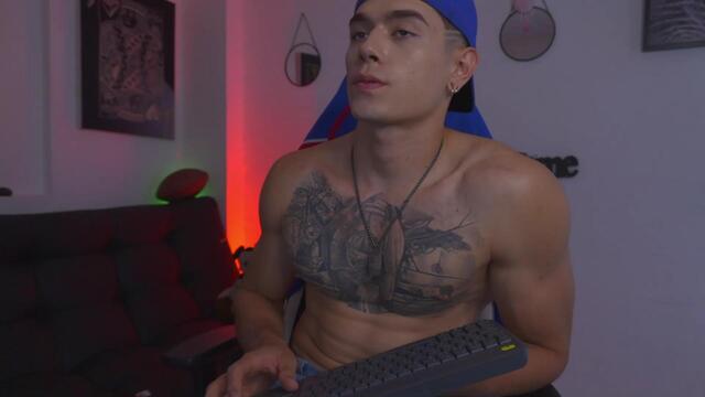 chepe-vauser: عارضة كاميرا ويب على Flirt4Free