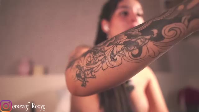 roxannegomez_, webcammodell på Chaturbate: bilder