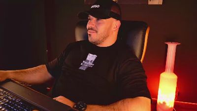 angeloeric, webcammodell på Cam4: bilder