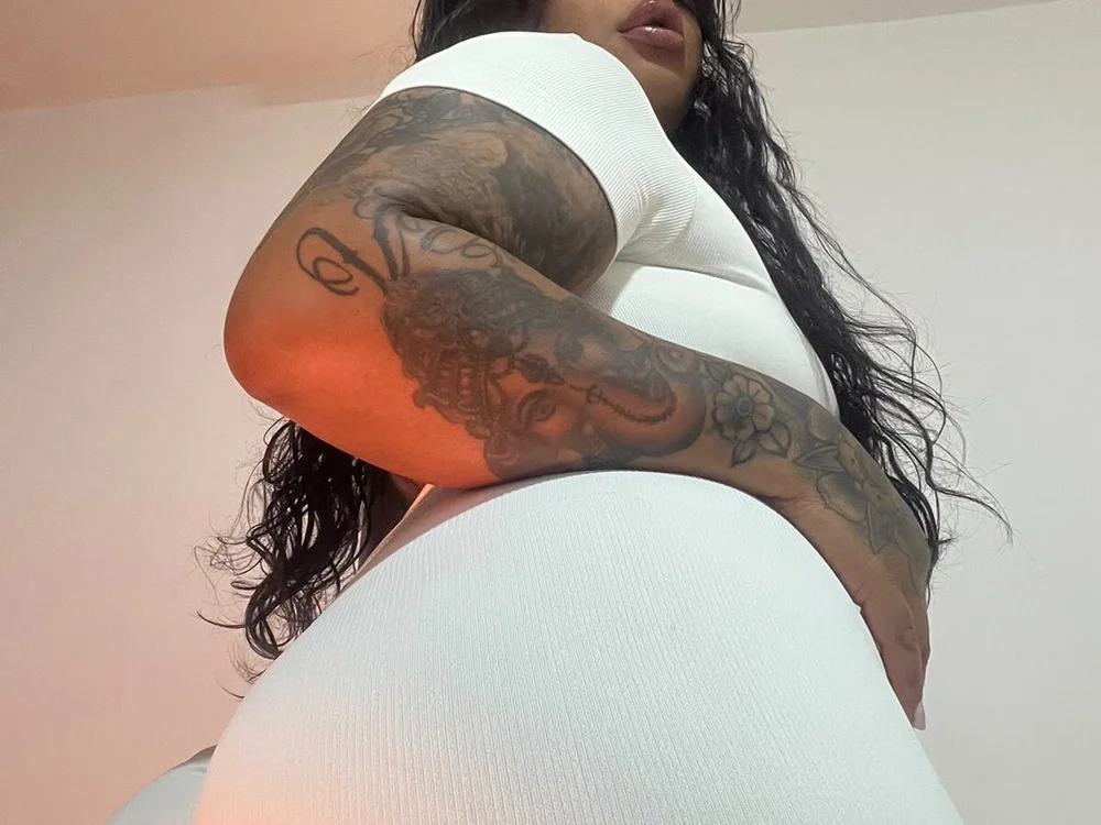 luna_gil6, webcammodel på Stripchat: fotos