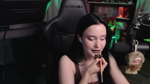 kiralilime (BongaCams): foto un profils