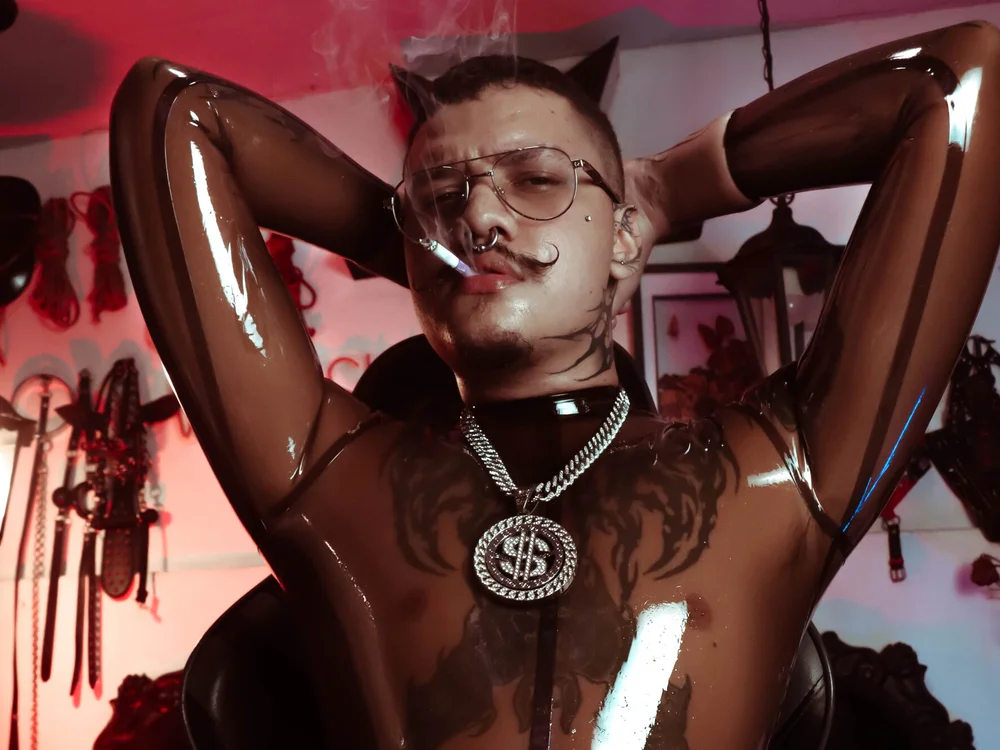 allanhurtss, webcammodel på Stripchat: fotos