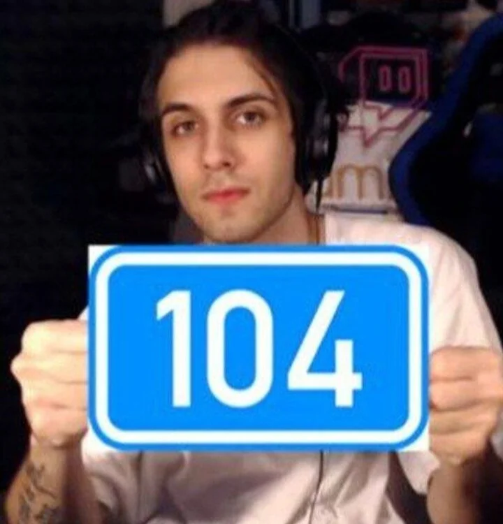 SO-UNICO, modelo webcam do Stripchat: fotos