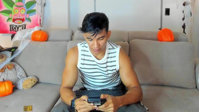 jeyko-black, model webcam pe Flirt4Free: poze