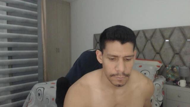 manolo-vega – Flirt4Free webkamerás modell