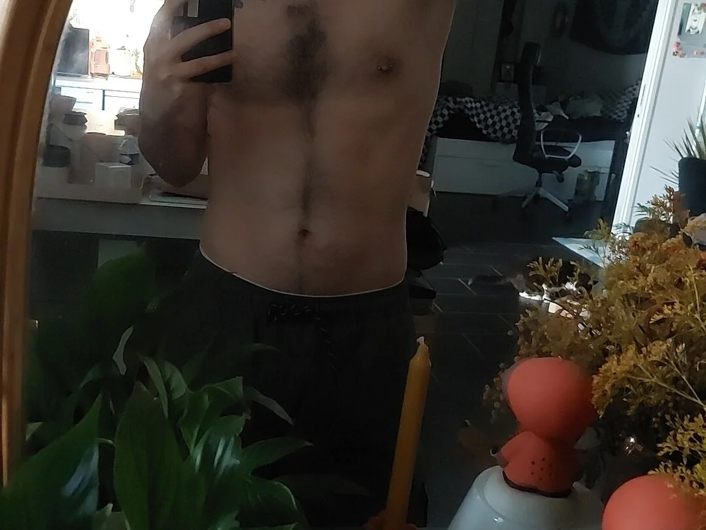 Chuck-FR, model webcam de Stripchat: fotos