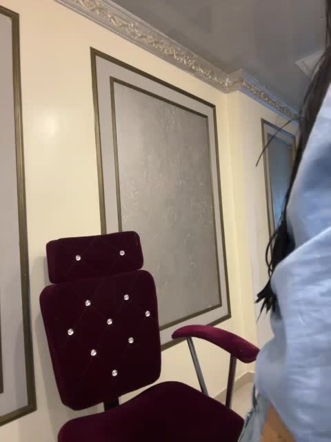 irisblair, webcammodell på XloveCam: bilder