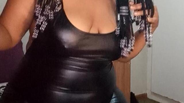 rosalina-noir, modelo webcam de Flirt4Free: fotos