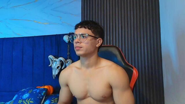 travis-lewis na Flirt4Free: zdjęcia i profil