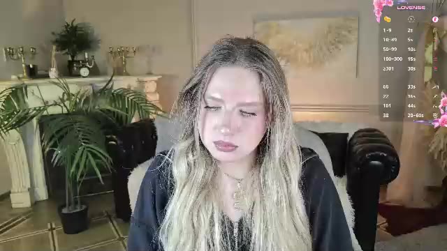 jes_solar na Chaturbate: slike in profil