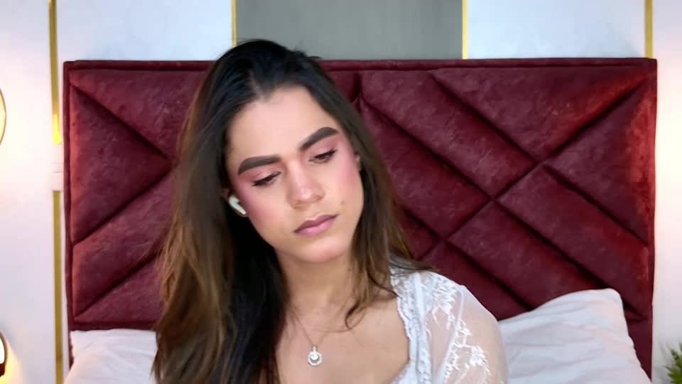 alicecoolenk — XloveCam वेबकैम मॉडल: फ़ोटो