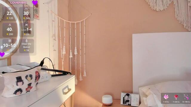 camila-bustamante, cam model su Flirt4Free: foto