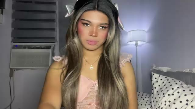 sienna_amber, cam model su Chaturbate: foto