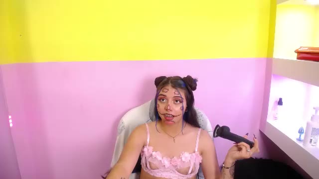 kyomi_hunt, modelo webcam do Chaturbate: fotos