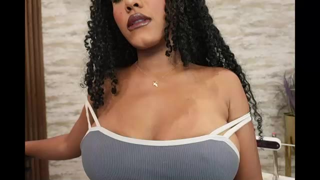 naomixjones1, webcammodel op Chaturbate: foto's