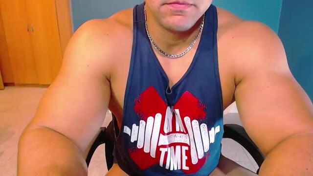 Preview photo of webcam model dhante-hard on Flirt4Free