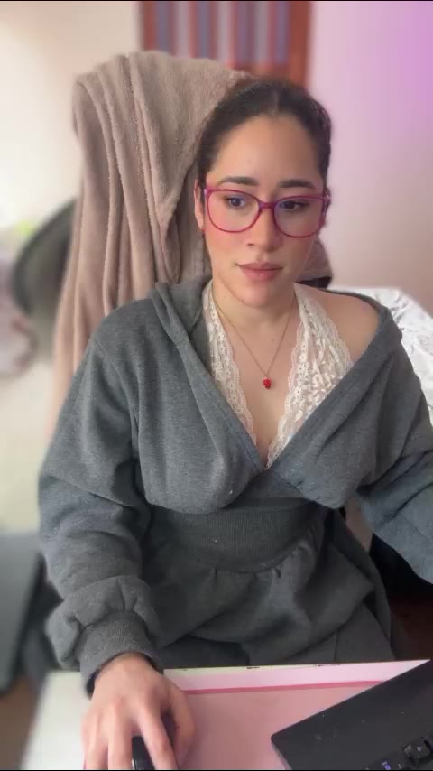 isabellayork, webcammodel på LiveJasmin: fotos