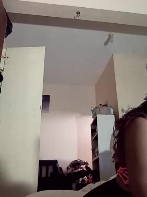 lovergirll — BongaCams 直播模特：照片与资料