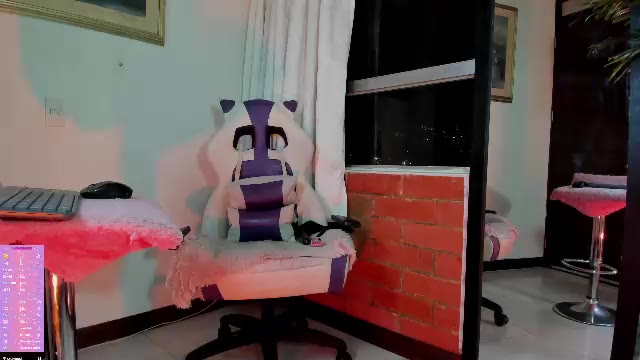 natashaanurak — Chaturbate ওয়েবক্যাম মডেল: ছবি