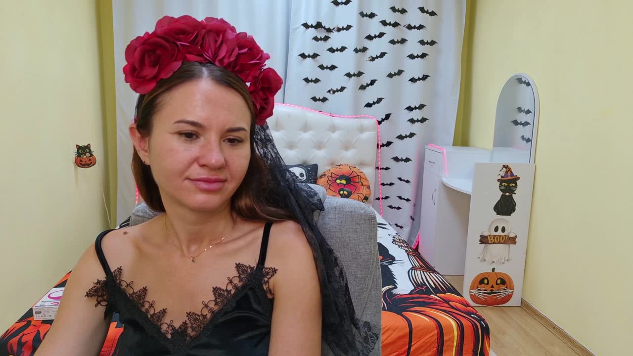 karacriegs (XloveCam): fotod ja profiil