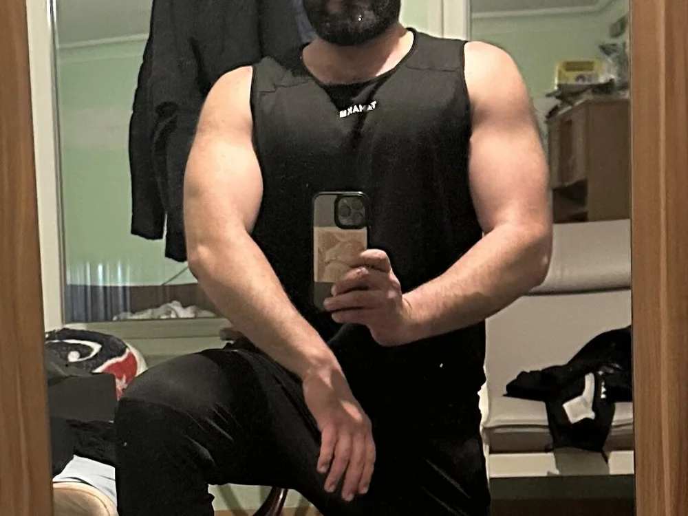ozzyylove: عارضة كاميرا ويب على Stripchat