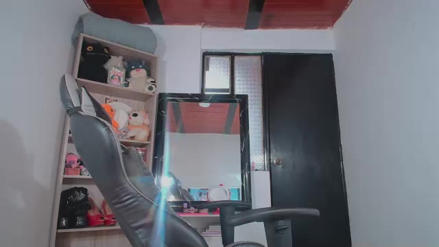 luccy_ferrr666, model webcam de Chaturbate: fotos