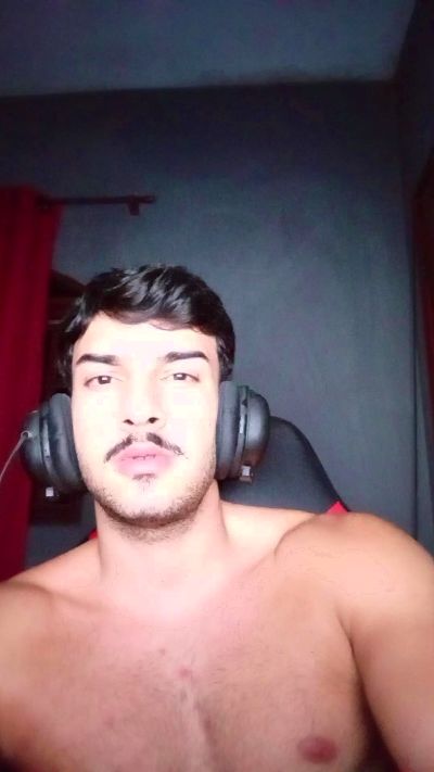 robsonhaha, webcammodel op Cam4: foto's