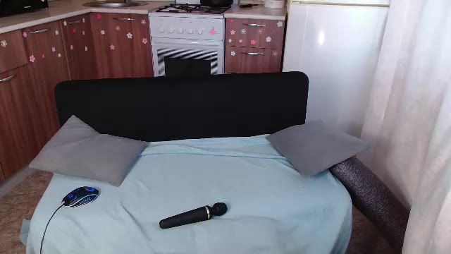 sofia_here — Chaturbate ওয়েবক্যাম মডেল: ছবি