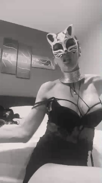 hotmanenki_girl (Cam4): fotod ja profiil