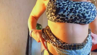 milf_tea (Cam4): nuotraukos, profilis