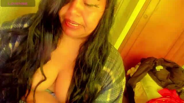ebony-louiss на Flirt4Free: фото вебкам-моделі
