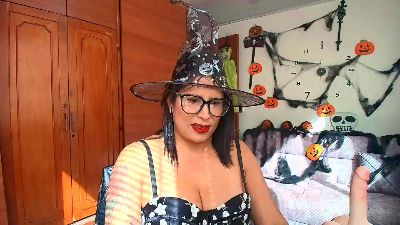 majo_soussa në Cam4: foto dhe profili