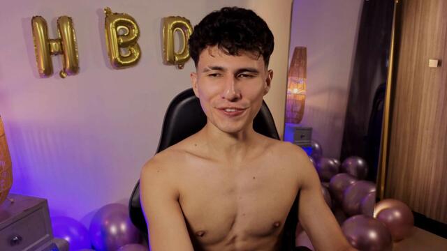 mugly-yoshida, webcammodel op Flirt4Free: foto's