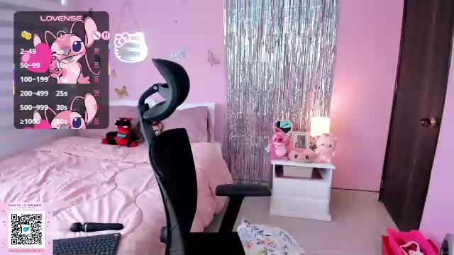 kiarielle: عارضة كاميرا ويب على Chaturbate