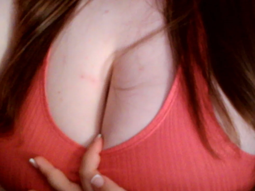 bubble_bambam, cam model su Stripchat: foto