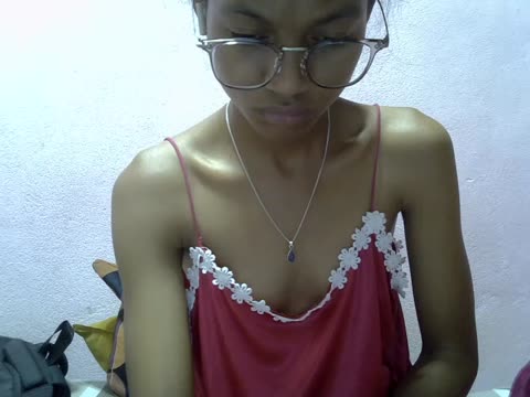 yalane – BongaCams webkamerás modell