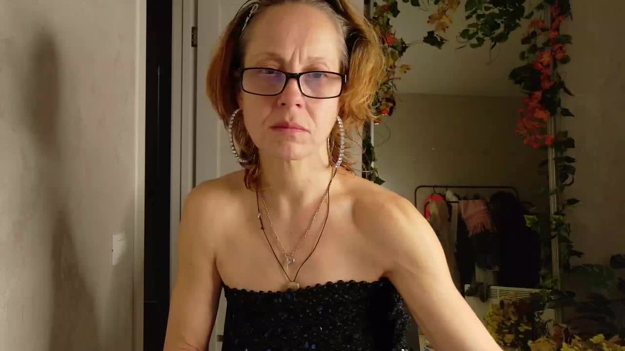 lioraweiss – Webcam-Modell auf XloveCam